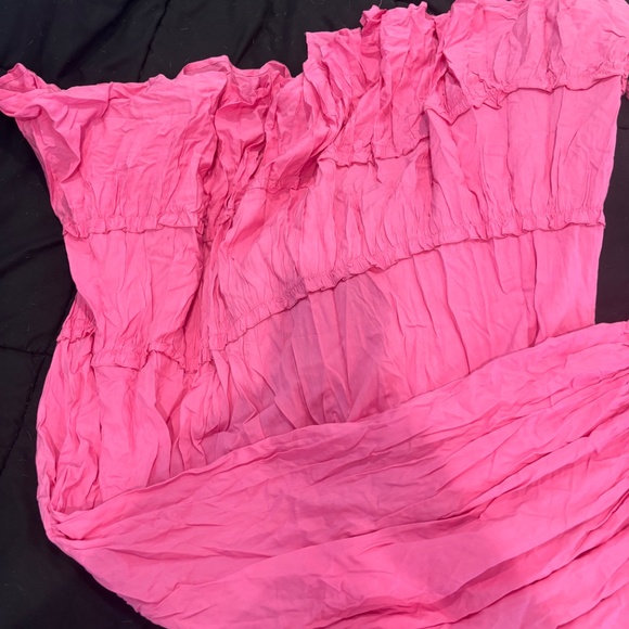 NWT- Fashion Nova- Off Shoulder, floor-length summer dress - Picture 4 of 4